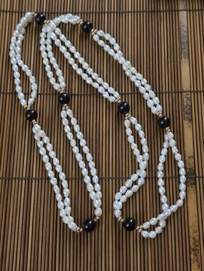 14k Pearl, Onyx Yellow Gold Necklace (Vintage)